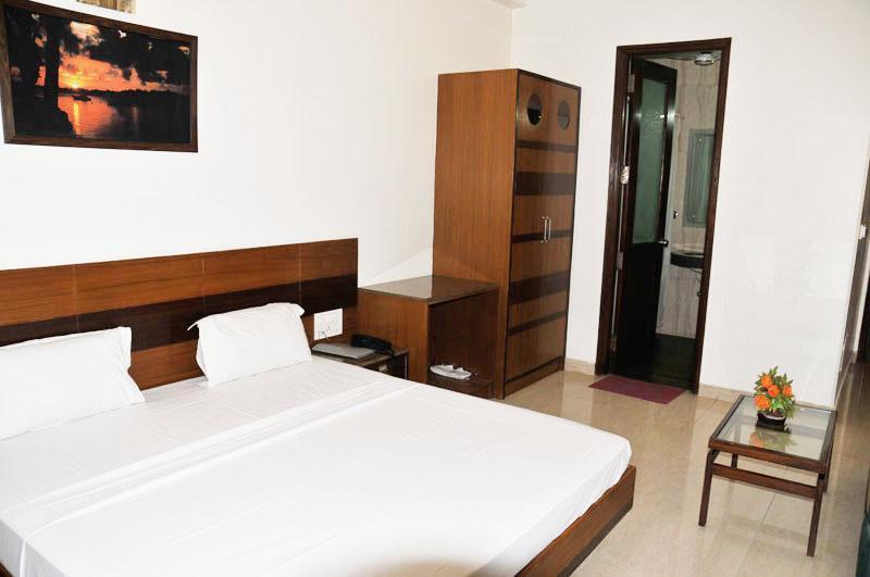Hotel Sky Rich International - 05 Mins From Karol Bagh Metro Station Delhi (National Capital Territory of India) Exterior foto