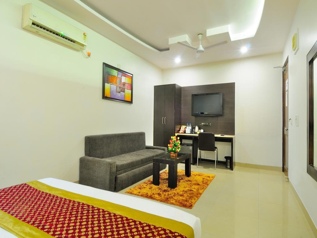 Hotel Sky Rich International - 05 Mins From Karol Bagh Metro Station Delhi (National Capital Territory of India) Exterior foto