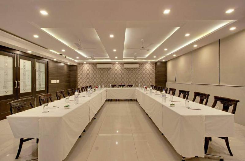 Hotel Sky Rich International - 05 Mins From Karol Bagh Metro Station Delhi (National Capital Territory of India) Exterior foto